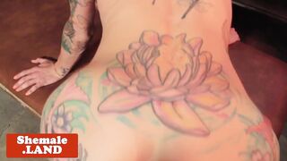 Tattooed trans beauty pov fucked by bartender