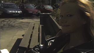 junge latina auf der strasse angesprchen und fuer dildo casting ueberredet