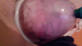 Using Breast Pump on Pussy