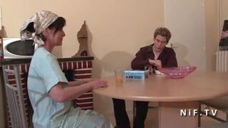 French step mom seduces boy and gives her ass after rimming
