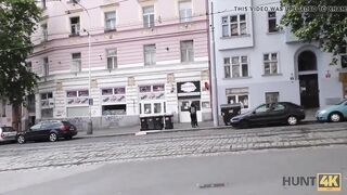 HUNT4K. Man pays attractive tourist money for quickie at...