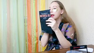 Step sister Gets Cum on her Hair and uses Sperm as a mask