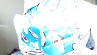 Hot MILF with natural tits gets fucked in a chair and cum flies in her mout
