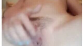 Sie wollte Cam Sex ausprobieren. 2 Orgasmen, war super!!!