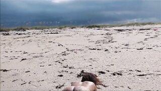 Beach Flashing and Posing with Anal Plug
