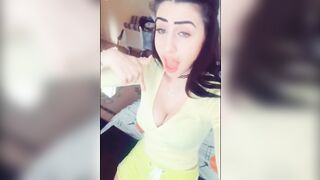 sexy dance - decollete - nipples