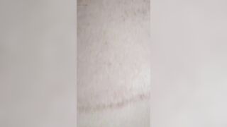 Hot bhabhi ki gaand maari tel lagakr raat m