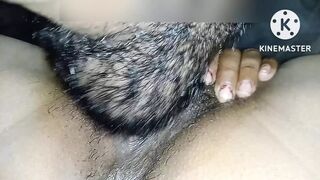 Mere pados bale ek devar ne meri chat chat ke lal karadi