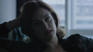 Riley Keough : Cuckold Fantasy (softcore)