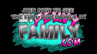 Helping Stepdaughter Make Her Boyfriend Jealous - Juliette Mint - MyPervyFamily