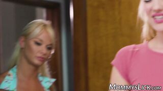Kenna James teases her clit while ass tongued by stepmom