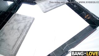 Massage Made Her Horny Victoria June