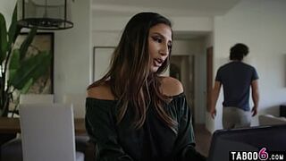 Foreigner rented a room in married couples home and it got wife Gianna Dior all wet for him