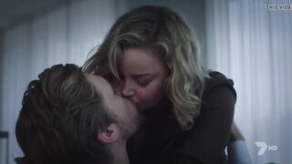 Abbie Cornish - ''Secret Bridesmaids Business'' s1e01