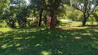 MARY BUTTERFLY : I was very hot and my husband cuckold took me for a walk in the public square and I took the opportunity to get some fresh air and do Exhibitionism, I'm a married and naughty whore
