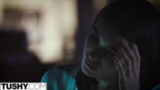 Lana Rhoades Puts On An Anal Show