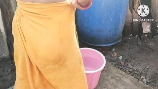 Anita yadav bathing outside with hot ass