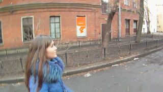 Russian guy picked up a girl from street and fucked she home.
