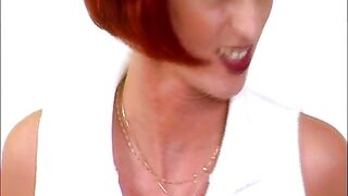 how deep can she get the dildo in her hole