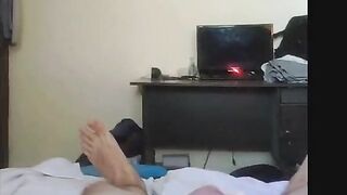Hijab handjob before waxing