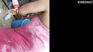 Anita yadav ki hot bathing and