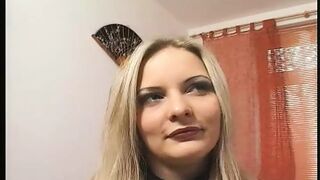 come to me and fuck my tight pussy hole