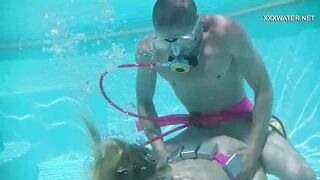 David fucks Samantha underwater hardcore