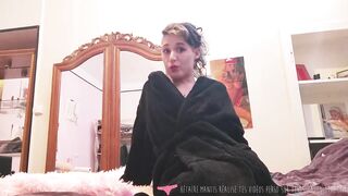Vends-ta-culotte - JOI and CEI with a sponge by sexy young dominatrix