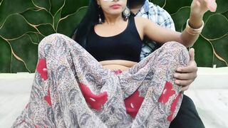 Hot bhabhi enjoyed fingering blowjob and pussy fucking