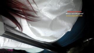 Man Touch her Pussy in Bus and she Liked !