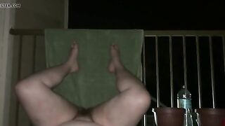 Bbw peeing on herself, then fucking a bottle