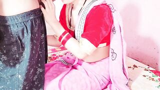 Desi bhabhi Naya saree pahankar apane yaar ke sath chudawane gahi