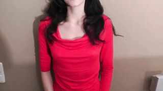 Deutsche Freundin, rotes Kleid, OralCreampie