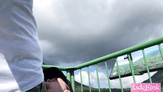 Risky tourist cumshot