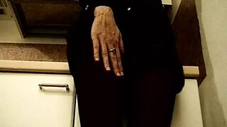Italian gets fucked until she cums like a slut sc 5