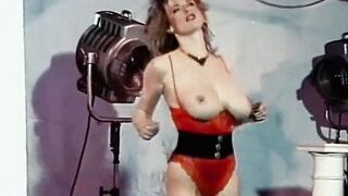 SOMETHING GOOD - huge bouncy boobs dance tease