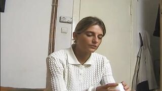 18 very sweet girl fingering here pussy