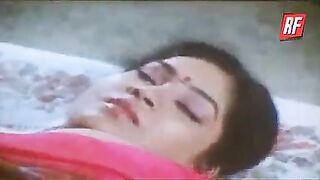 Old actress in a hot scene