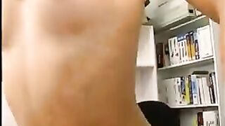 Sodo au bureau pour ce jeune couple amateur francais