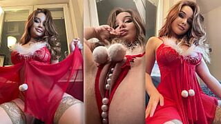Busty Beauty Masturbates with Domi Vibrator Till Crazy Orgasm At Christmas