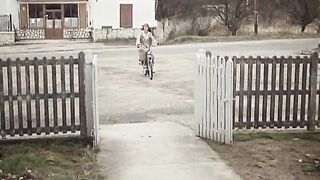Une hotesse tres speciale (1979)