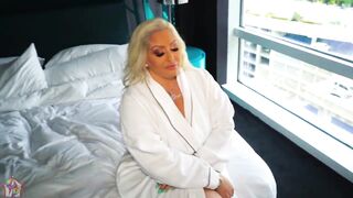 Mz Dani Ends Up Fucking Best Buy Employee While Her Husband Was Away