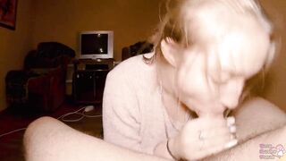 Sucked her friend's husband while she went for tea