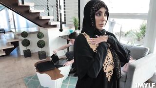 Hot sexy milf Kylie Kingston takes the young studs cock deep into her milf pussy