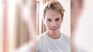 Morning Pussy Licking in the Bathroom