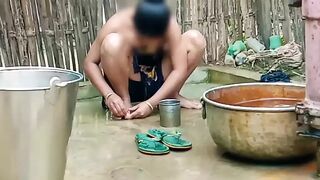 Indian sexy girl nude dance