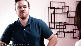 The Masseuse With The Best Reviews Ever