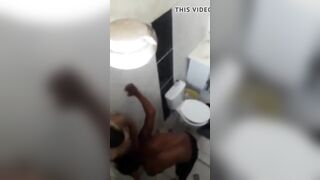 Guy gets caught sucking shecock in the bathroom