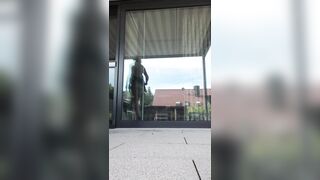 Topless and roped window cleaning