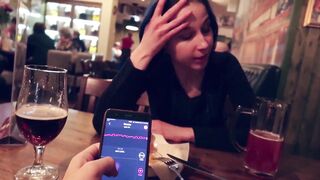 I took control of my stepsister's vibrator in the bar and brought her to orgasm.